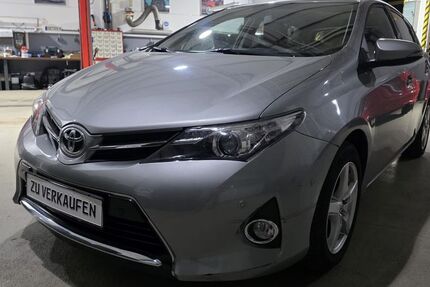 Toyota Auris 133.333 km 8.496 &euro; Olpe 57462