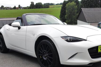 Mazda MX-5 30.787 km 20.995 &euro; Halver 58553