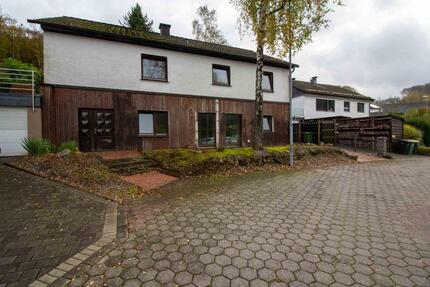 Haus Herscheid - 6 Zimmer, 173 m&sup2;, 169.000&euro; | Angebot:24753383