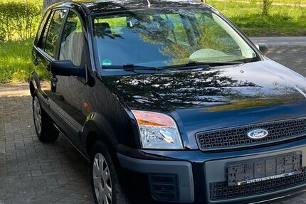Ford Fusion 95.000 km 2.800 &euro; Schalksmühle 58579