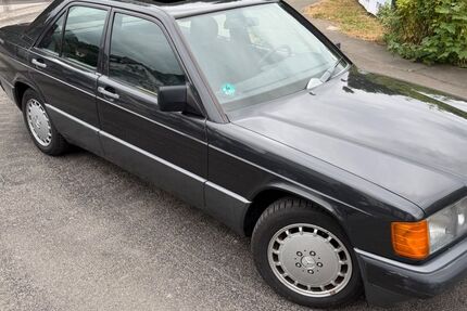 Mercedes-Benz 190 114.000 km 10.999 &euro; Engelskirchen 51766
