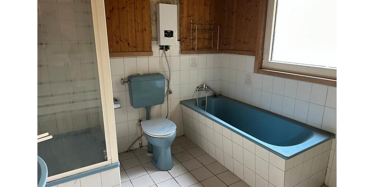 Doppelhaushälfte Altena - 10 Zimmer, 169 m&sup2;, 123.000&euro; | Angebot:26821762