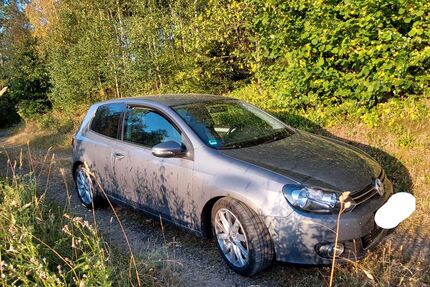 VW Golf 153.000 km 3.990 &euro; Bergneustadt 51702