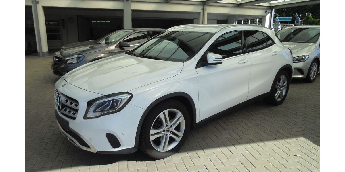 Mercedes-Benz GLA 180 59.600 km 21.400 &euro; Marienheide-Rodt 51709