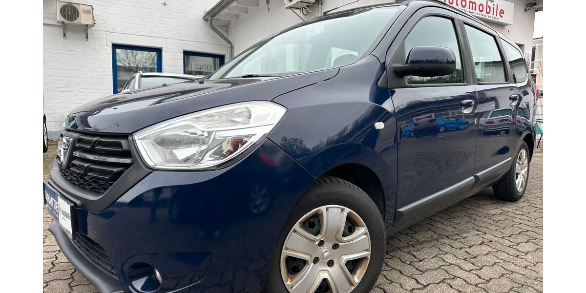 Dacia Lodgy 110.000 km 7.749 &euro; Gummersbach (Zwischen Toom Markt und ATU) 51645