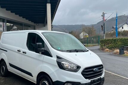 Ford Transit Custom 94.000 km 10.450 &euro; Finnentrop 57413