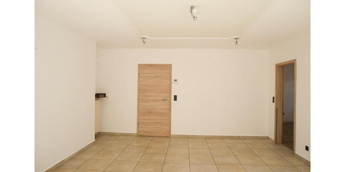 Etagenwohnung Engelskirchen - 2 Zimmer, 77 m&sup2;, 750&euro; | Angebot:25871610