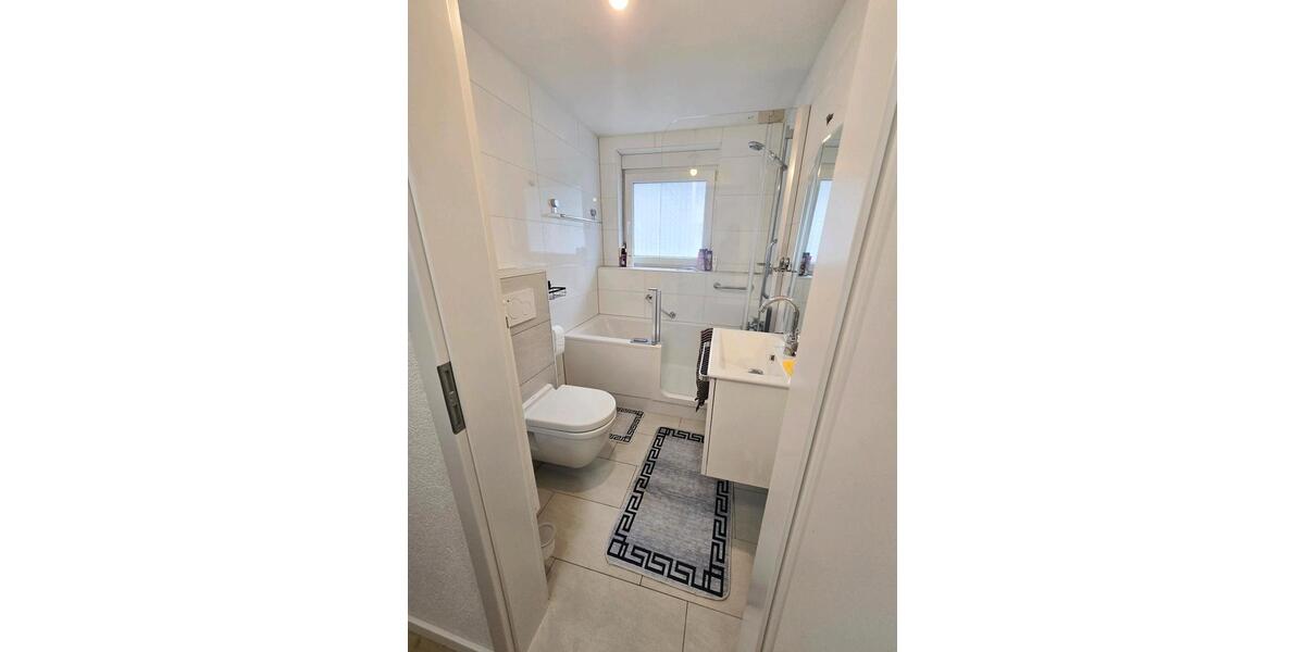 Etagenwohnung Gummersbach - 3 Zimmer, 65 m&sup2;, 850&euro; | Angebot:25967634