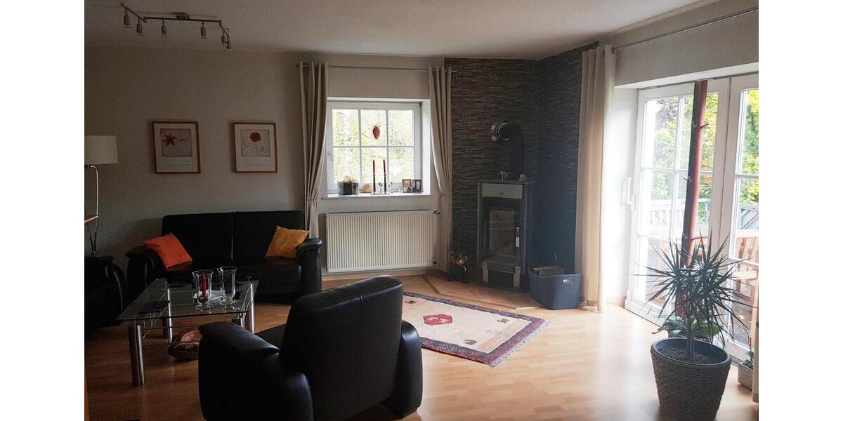 Etagenwohnung Sundern (Sauerland) - 5 Zimmer, 107 m&sup2;, 660&euro; | Angebot:26149281