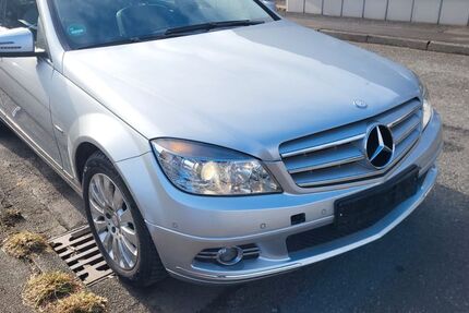 Mercedes-Benz C 180 183.900 km 5.950 &euro; Gummersbach 51645