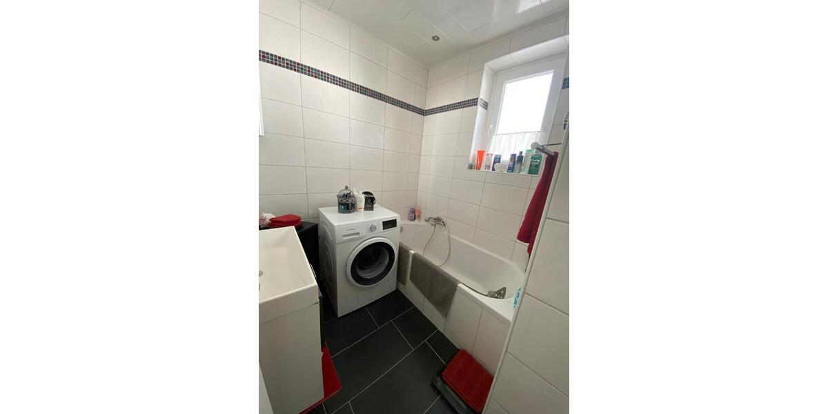 Etagenwohnung Bergneustadt - 3 Zimmer, 81 m&sup2;, 179.000&euro; | Angebot:26765892