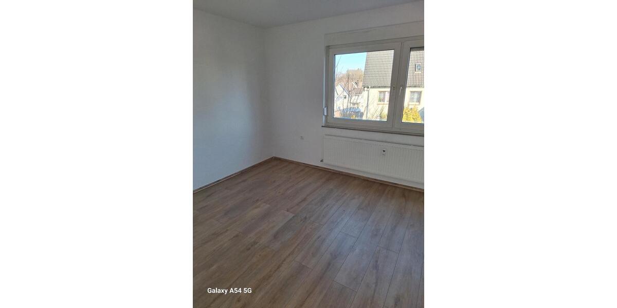 Etagenwohnung Meinerzhagen - 3 Zimmer, 62 m&sup2;, 827&euro; | Angebot:25855818