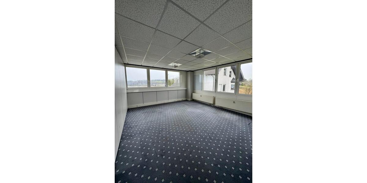 Gewerbeobjekt Meinerzhagen - 1.400&euro; | Angebot:18550253