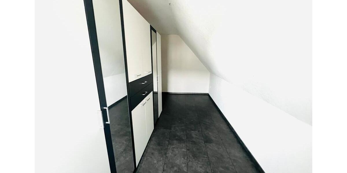 Dachgeschoßwohnung Menden (Sauerland) Bösperde - 4 Zimmer, 80 m&sup2;, 870&euro; | Angebot:26035747