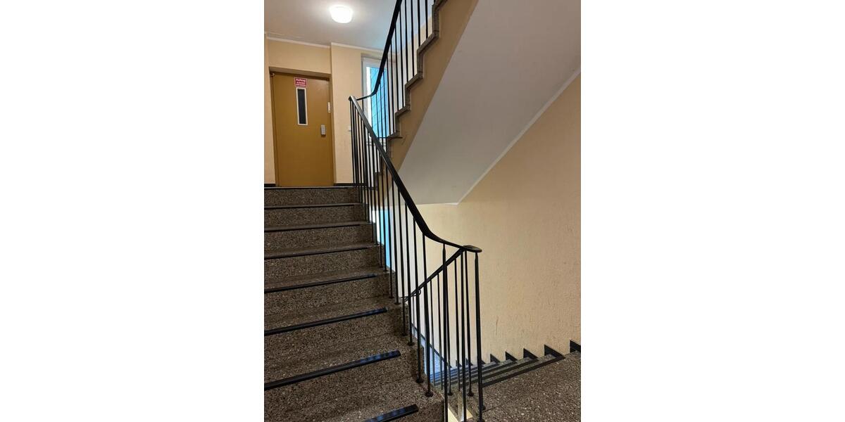 Etagenwohnung Gummersbach Hepel - 4 Zimmer, 94 m&sup2;, 97.500&euro; | Angebot:26477565