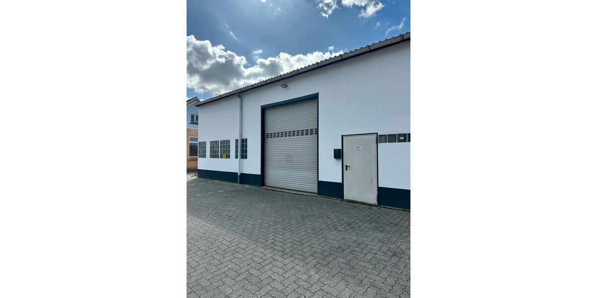 Gewerbeobjekt Gummersbach Berstig Süd - 1.000&euro; | Angebot:26348303