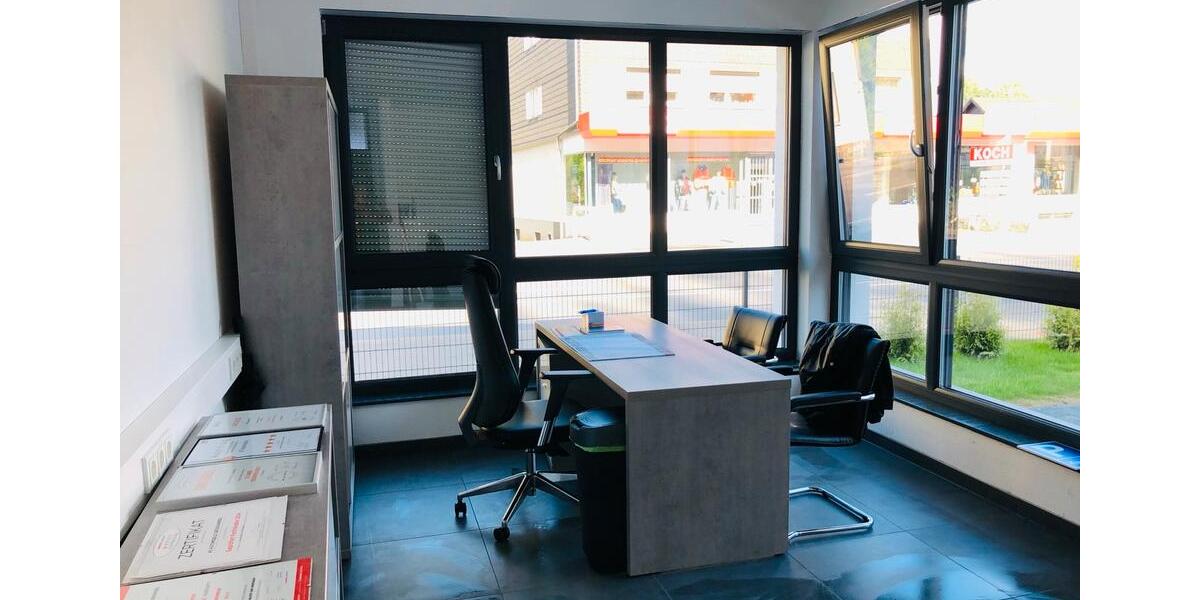 Gewerbeobjekt Gummersbach Berstig Süd - 2.200&euro; | Angebot:24613004