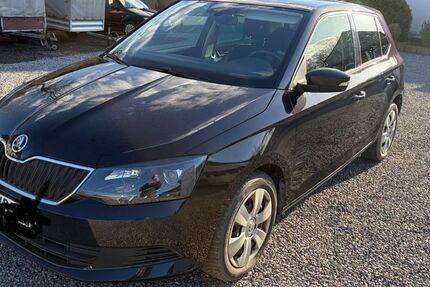 Skoda Fabia 99.610 km 7.500 &euro; Balve 58802
