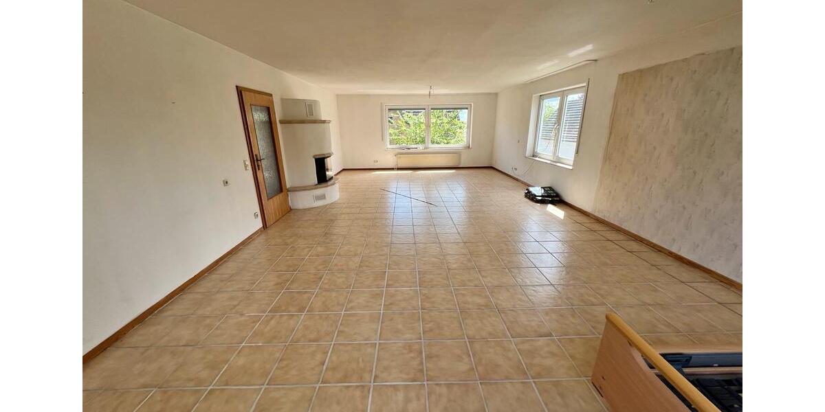 Einfamilienhaus Reichshof - 7 Zimmer, 190 m&sup2;, 1.600&euro; | Angebot:26434486