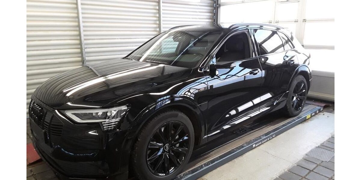 Audi e-tron 42.447 km 36.020 &euro; Hagen 58091
