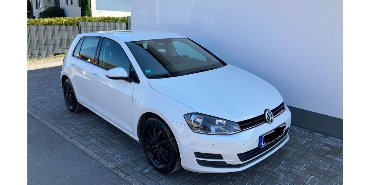 VW Golf 202.000 km 5.900 &euro; Balve 58802