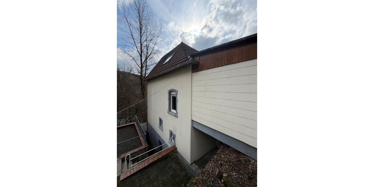 Mehrfamilienhaus, Wohnhaus Schalksmühle - 7 Zimmer, 165 m&sup2;, 340.000&euro; | Angebot:25756056