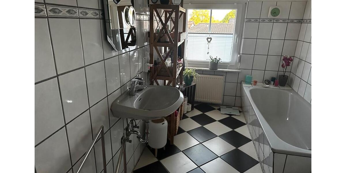 Reihenhaus Wipperfürth - 4 Zimmer, 116 m&sup2;, 299.000&euro; | Angebot:27289832