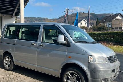 VW T5 Transporter 230.000 km 8.999 &euro; Finnentrop 57413