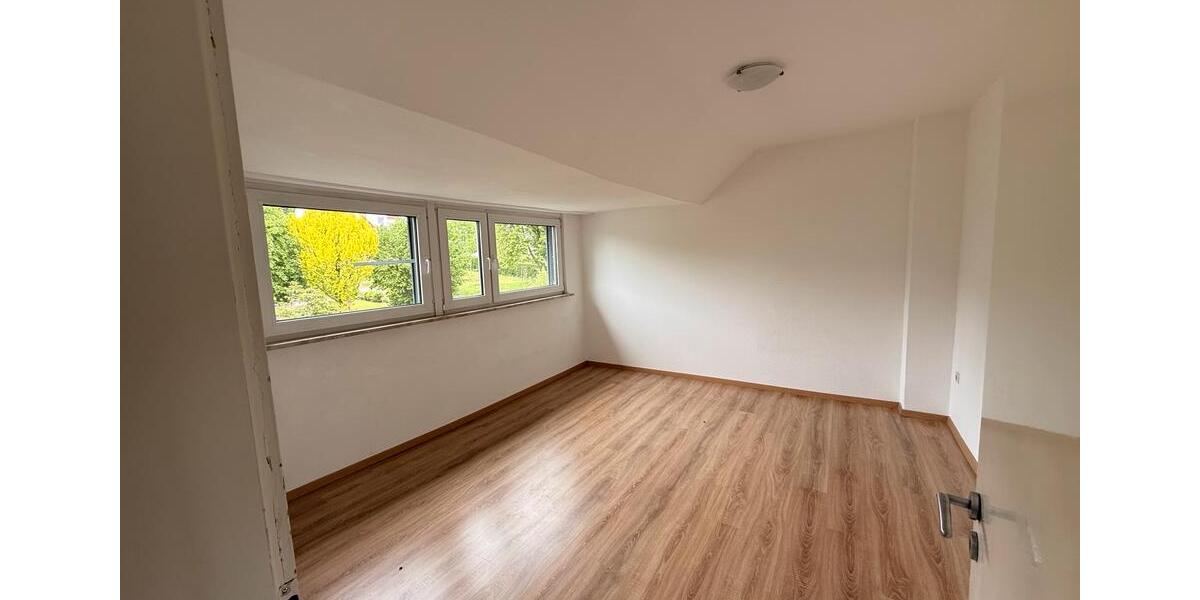 Dachgeschoßwohnung Hagen Hagen-Mitte - 2 Zimmer, 50 m&sup2;, 500&euro; | Angebot:26461494