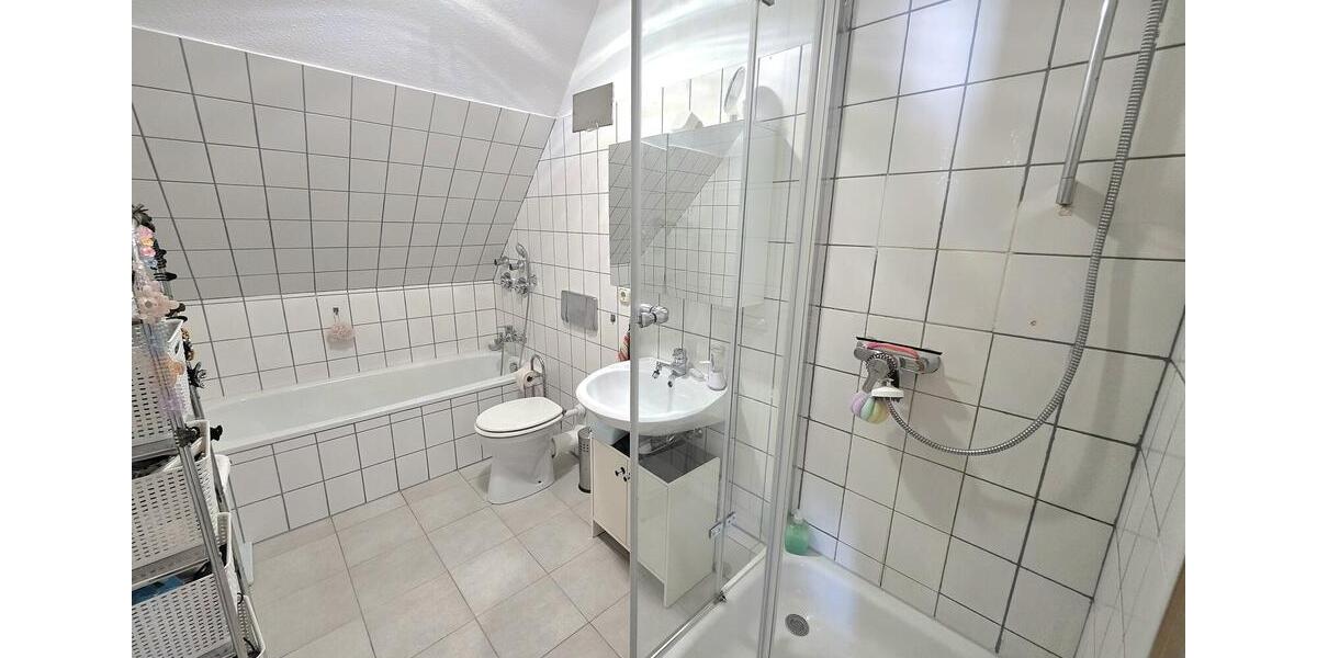 Dachgeschoßwohnung Lüdenscheid Othlinghausen - 2 Zimmer, 62 m&sup2;, 500&euro; | Angebot:26337231