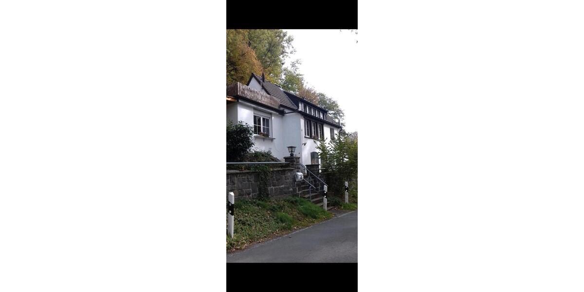 Etagenwohnung Meinerzhagen - 4 Zimmer, 200 m&sup2;, 219.000&euro; | Angebot:26961054