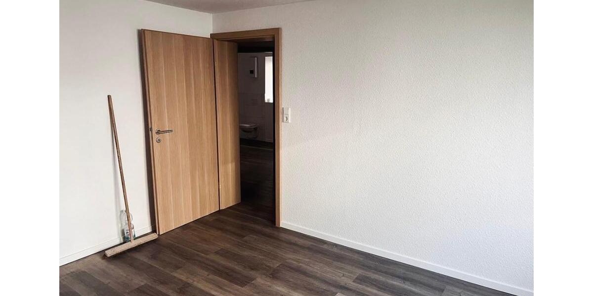 Erdgeschoßwohnung Balve - 2 Zimmer, 84 m&sup2;, 725&euro; | Angebot:26038717