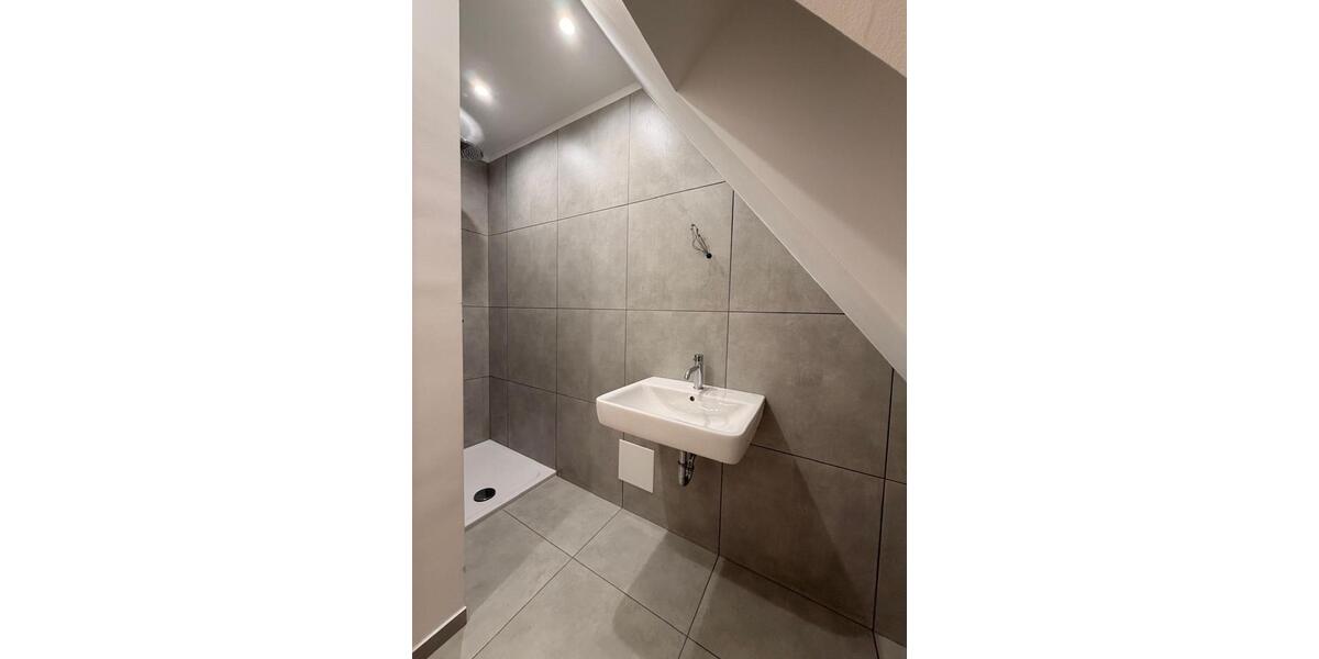 Etagenwohnung Schwerte - 2.5 Zimmer, 73 m&sup2;, 1.200&euro; | Angebot:24804532