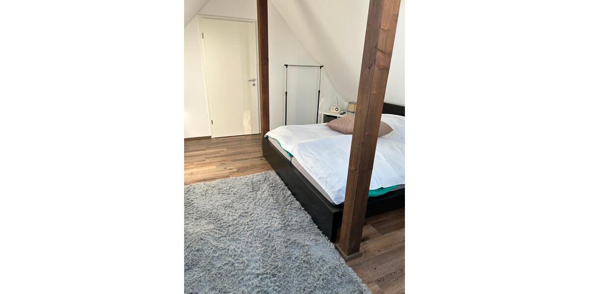 Etagenwohnung Lindlar - 4 Zimmer, 50 m&sup2;, 600&euro; | Angebot:26028912