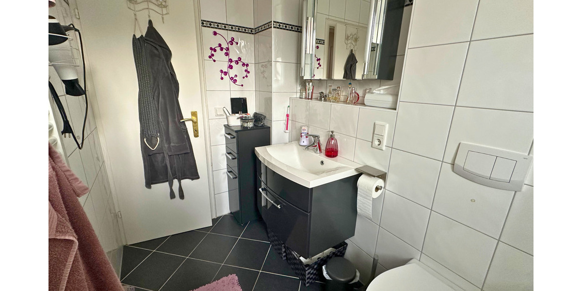 Mehrfamilienhaus, Wohnhaus Hemer Bredenbruch - 9 Zimmer, 166 m&sup2;, 229.000&euro; | Angebot:25998527