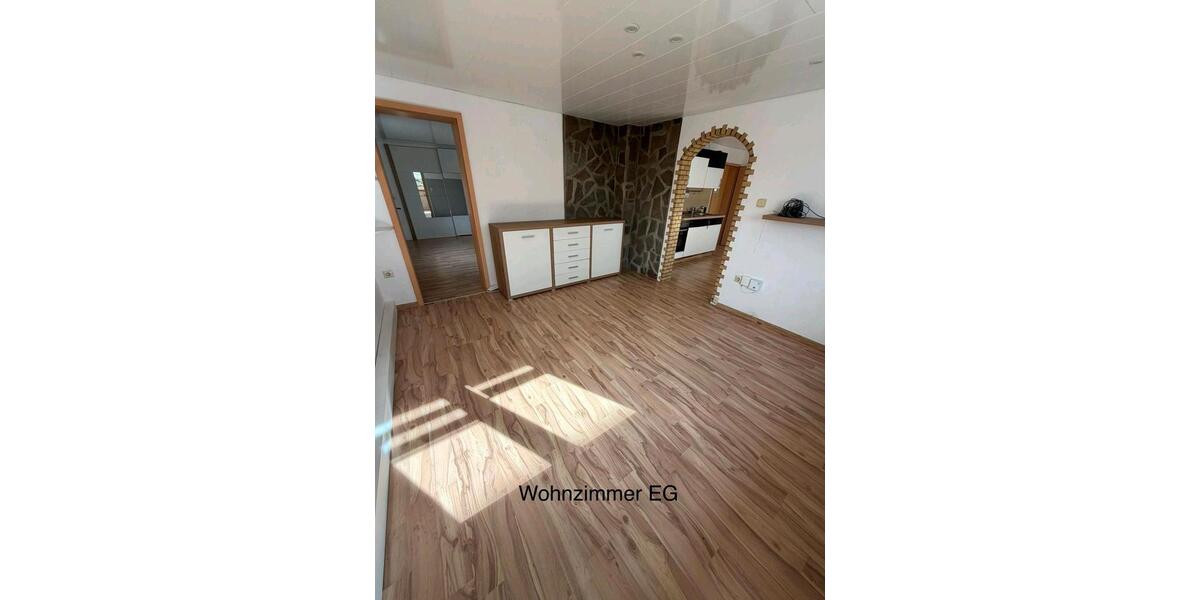 Einfamilienhaus Bergneustadt - 5 Zimmer, 130 m&sup2;, 245.000&euro; | Angebot:25547124