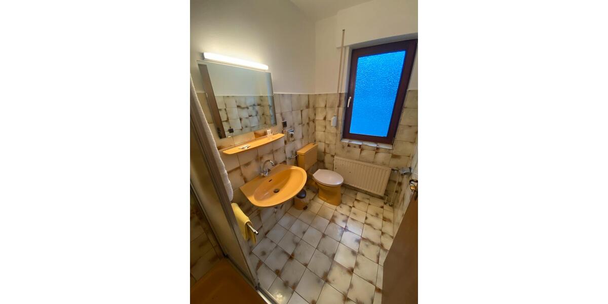 Etagenwohnung Gummersbach Berstig Süd - 1 Zimmer, 24 m&sup2;, 490&euro; | Angebot:24757732