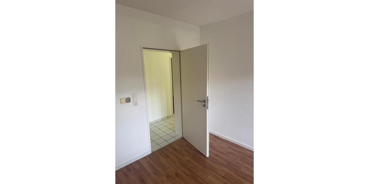 Etagenwohnung Sundern (Sauerland) - 2 Zimmer, 45 m&sup2;, 600&euro; | Angebot:24382881