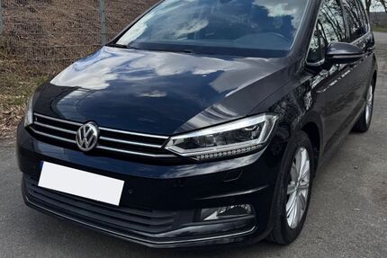 VW Touran 118.200 km 16.490 &euro; Engelskirchen 51766