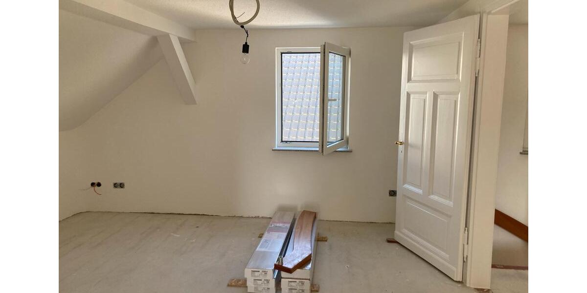 Einfamilienhaus Lindlar - 5 Zimmer, 1.400&euro; | Angebot:25647281