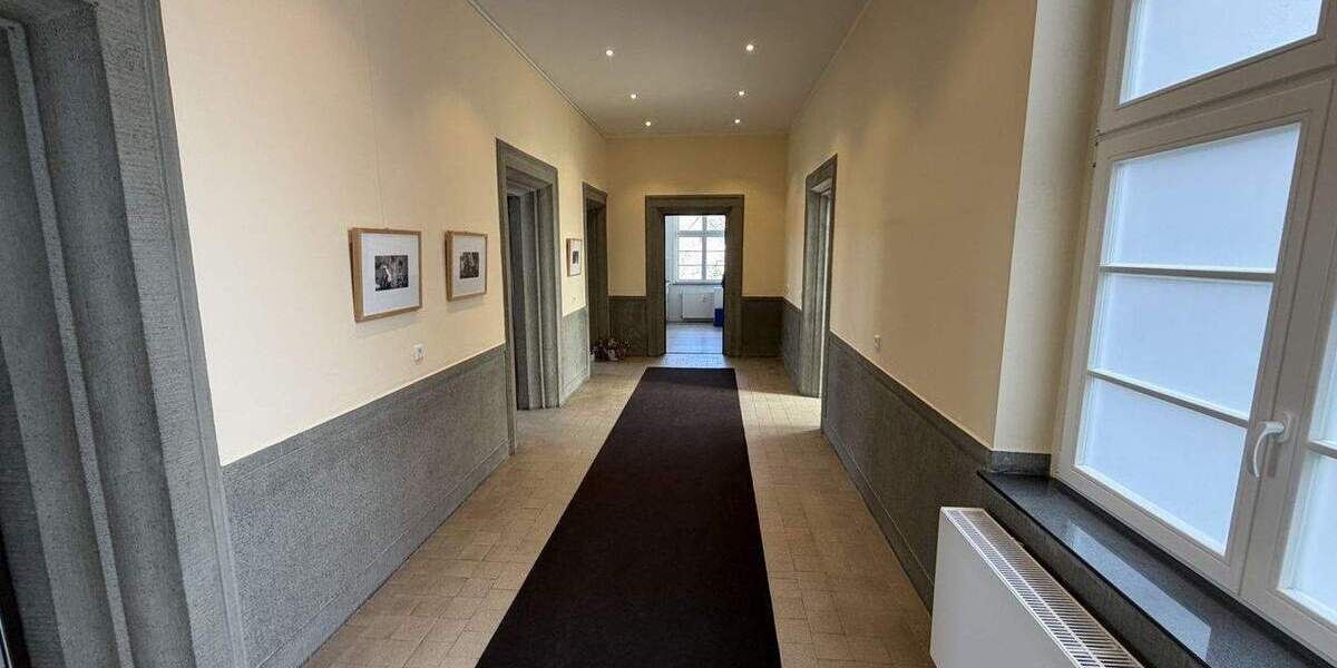 Gewerbeobjekt Hagen Hochschulviertel - 8 Zimmer, 371 m&sup2;, 3.700&euro; | Angebot:25799404