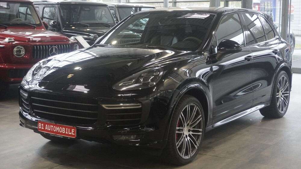 Porsche Cayenne 252.000 km 19.991 &euro; Olpe 57462
