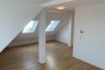 Dachgeschoßwohnung Lüdenscheid Staberg - 3 Zimmer, 75 m&sup2;, 480&euro; | Angebot:26633196