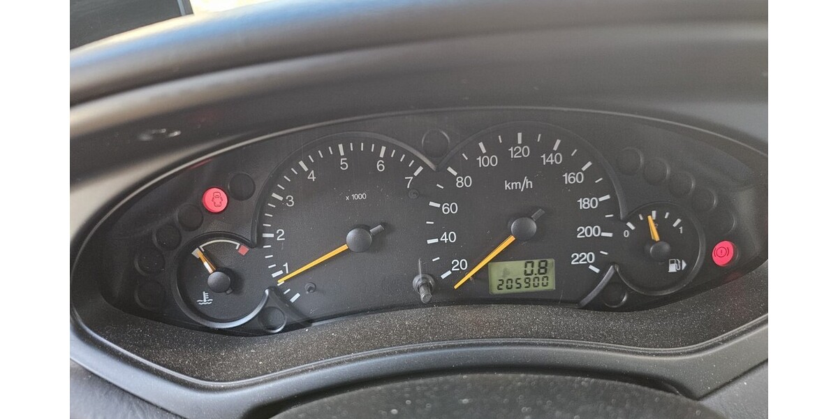 Ford Focus 206.000 km 3.500 &euro; Lüdenscheid 58507