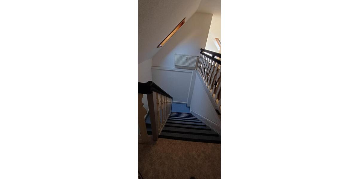 Dachgeschoßwohnung Lüdenscheid Staberg - 3 Zimmer, 80 m&sup2;, 460&euro; | Angebot:25882216