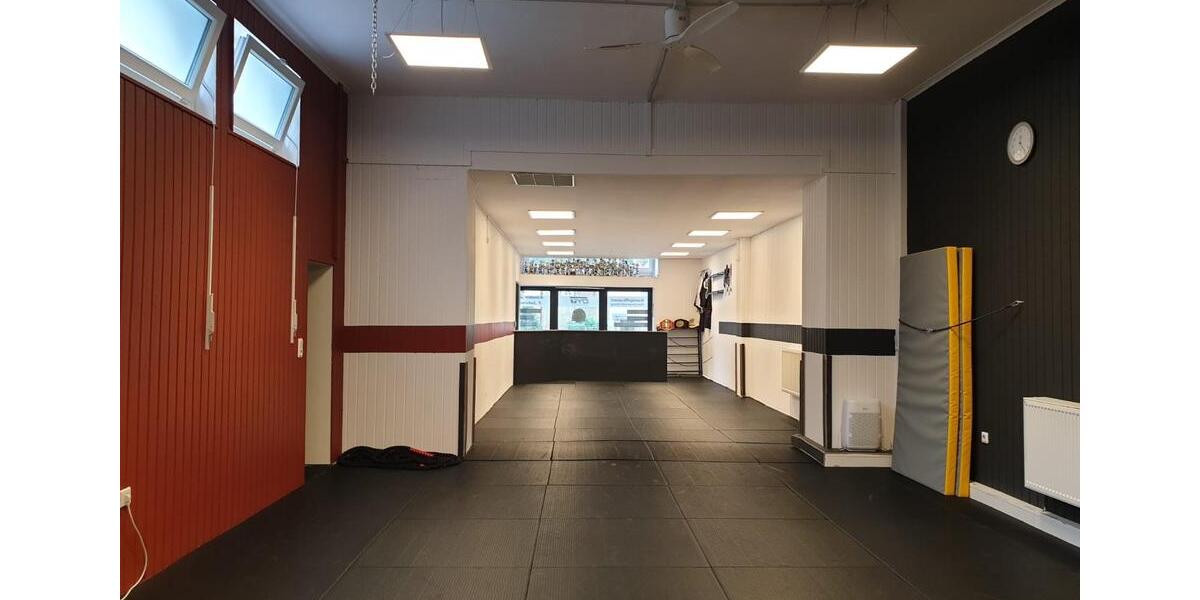 Gewerbeobjekt Iserlohn Grüne - 950&euro; | Angebot:26029147