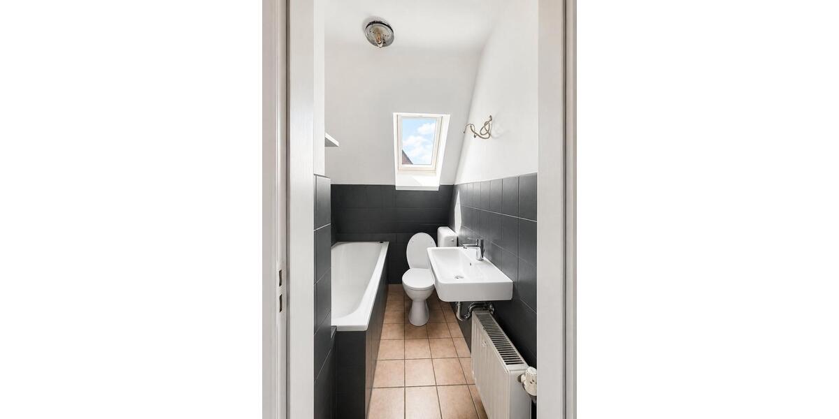 Dachgeschoßwohnung Hagen Hagen-Mitte - 2 Zimmer, 35 m&sup2;, 330&euro; | Angebot:26690796