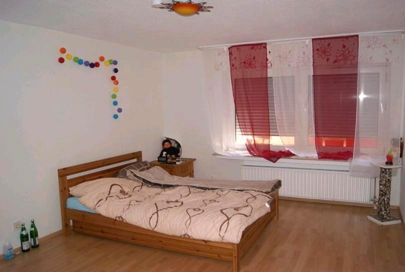 Mehrfamilienhaus, Wohnhaus Reichshof - 6 Zimmer, 200 m&sup2;, 330.000&euro; | Angebot:25161756