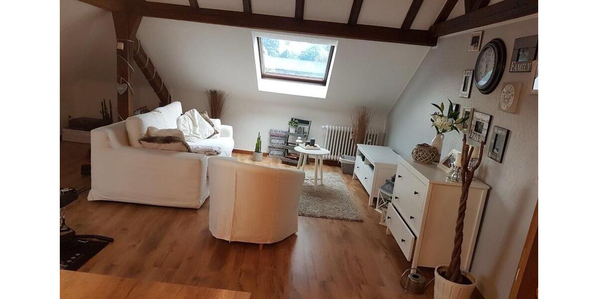 Dachgeschoßwohnung Gummersbach Berstig Süd - 3 Zimmer, 80 m&sup2;, 760&euro; | Angebot:26441258