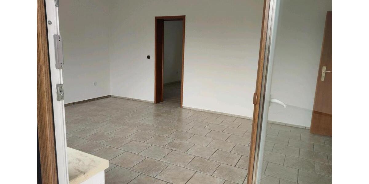 Etagenwohnung Lüdenscheid Brügge - 4 Zimmer, 90 m&sup2;, 580&euro; | Angebot:26416847